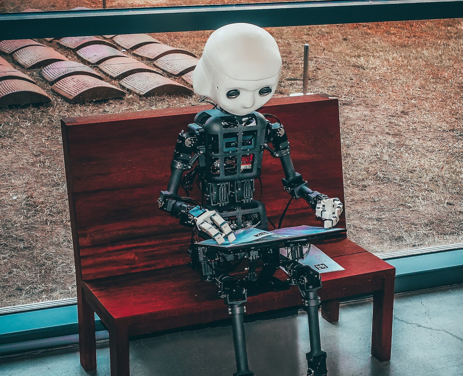 andrea-de-santis-zwd435-ewb4-unsplash-e1665673722272